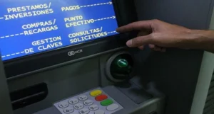 El Banco Central elevó los montos máximos para extraer dinero