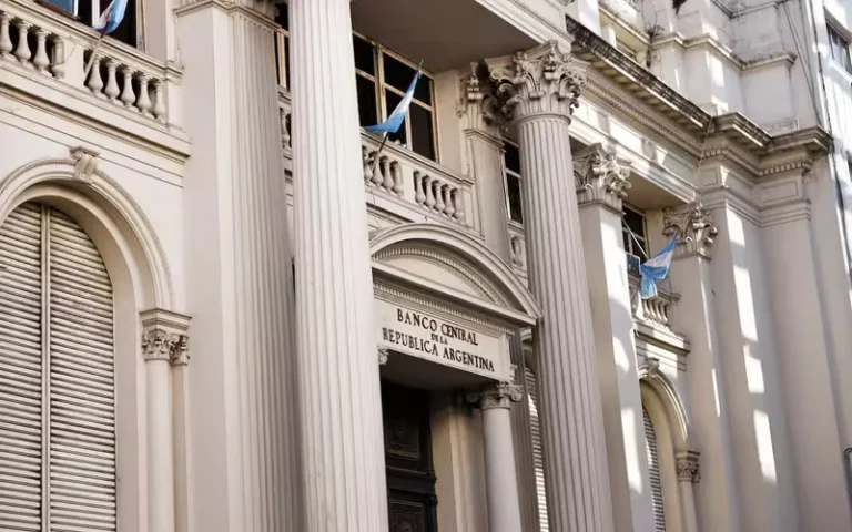El Banco Central prevé comprar reservas a partir de 2026