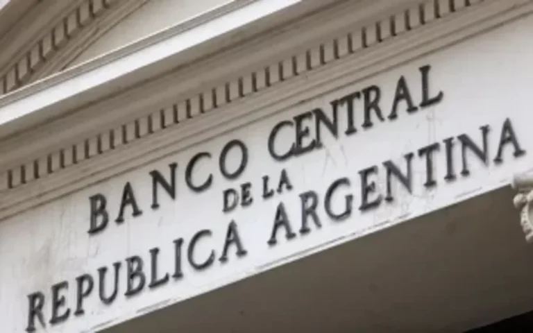 El Banco Central redujo la tasa de política monetaria