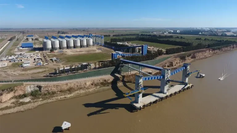 El Gobierno aprobó la construcción de un nuevo puerto en Timbués