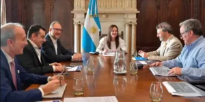 El Gobierno convocó al Consejo del Salario para actualizar el mínimo