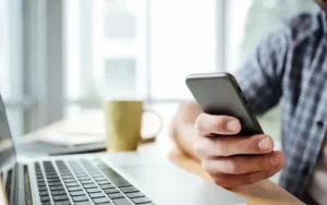 El Gobierno desreguló los precios de las tarifas de celulares, internet y cable