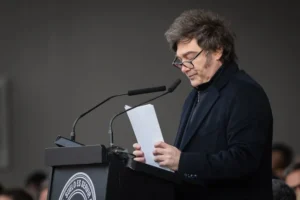 El Gobierno permitirá obtener la ciudadanía a quienes realicen grandes inversiones