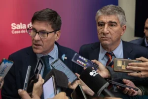 acuerdo del gobierno con gremios por el pago salarial