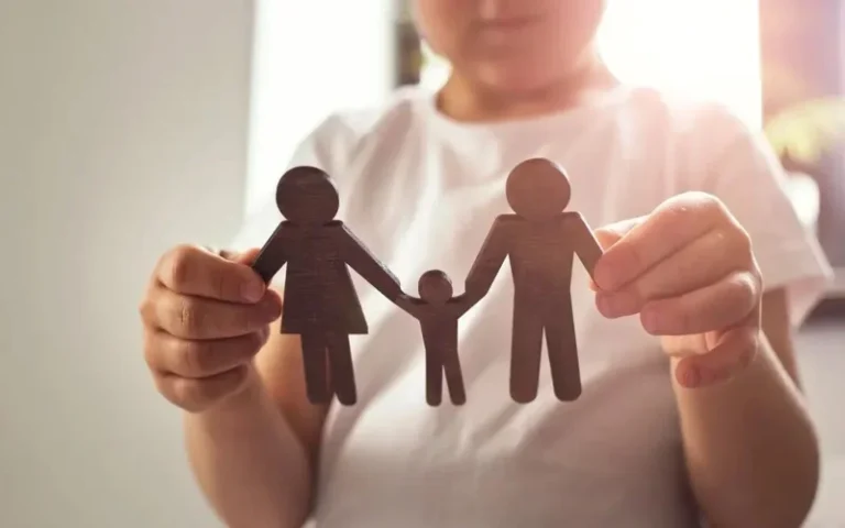 El Ruaga informó que hay más de 130 chicos que esperan una familia que los adopte