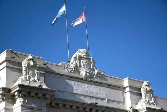 El Senado de Santa Fe aprobó una nueva ley de violencia de género