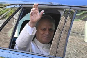 El Vaticano confirmó que a León XIV le extirparon un tumor