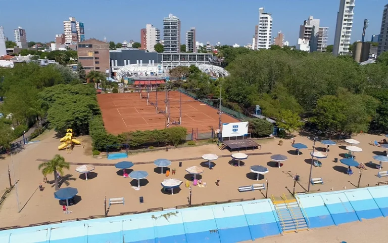 El club Náutico suma una escuela de deportes a la ciudad.