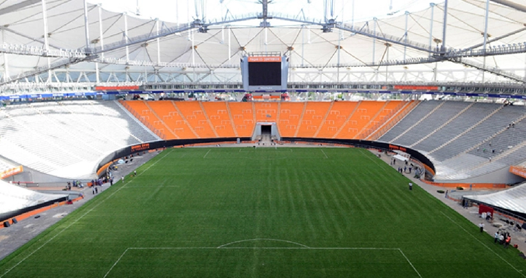 Por un acuerdo entre la AFA y el Gobierno de la Provincia de Buenos Aires, el estadio Diego Maradona de La Plata recibirá a los equipos albicelestes el año próximo. 