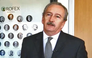 El financista Herrera seguirá seis meses más en prisión preventiva