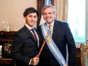el hijo de Alberto Fernández rompió el silencio