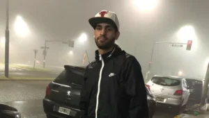 El joven asesinado en su auto fue identificado por las autoridades.