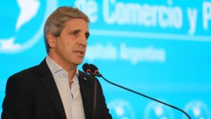 Caputo aseguró que "está todo preparado para la dolarización"
