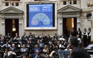 El oficialismo logró darle media sanción a la suspensión de las PASO