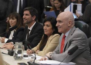El oficialismo logró dictamen para bajar la edad de imputabilidad.