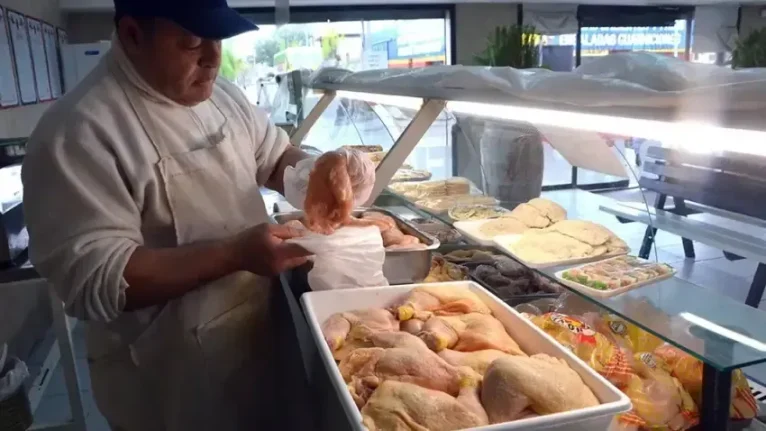 El pollo superó a la carne vacuna y buscan vender más al mundo