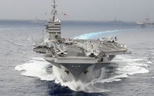 El portaaviones nuclear de Estados Unidos llega a la Argentina