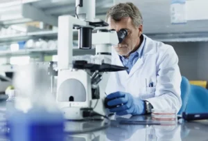 Presupuesto 2025: la inversión en ciencia retrocede a niveles del 2002