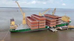 El puerto de Rosario busca una histórica descarga de 400 barcazas