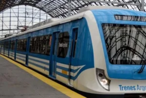 Un tren Rosario-Retiro demoró 15 horas en realizar el trayecto.