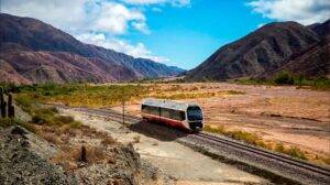 El tren que funciona con energía solar y está en Argentina