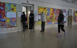 Elecciones en Santa Fe: la insólita multa que deberían pagar los que no fueron a votar