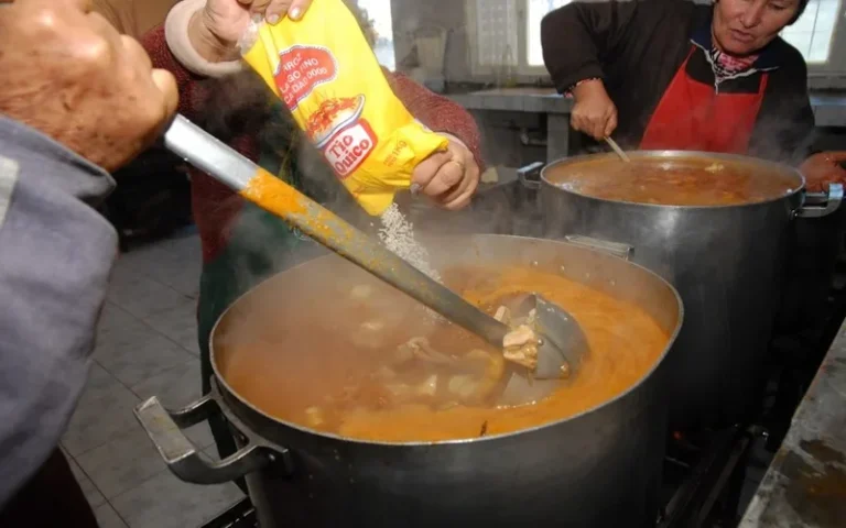 En 2024 aumentó la demanda social en un 30%, en Rosario y en Santa Fe