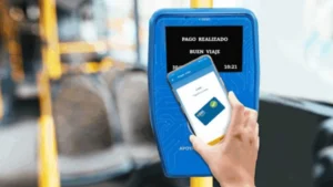 En Rosario, ya puede pagarse el colectivo con Mercado Pago