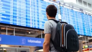 En agosto se mantuvo el déficit en turismo