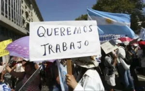 En un año se perdieron 185 mil empleos