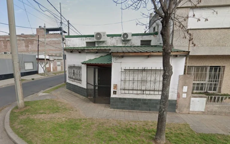 En zona oeste, murieron 14 mascotas por un incendio fatal.