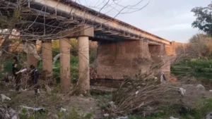 Encontraron una persona sin vida en el puente Saladillo