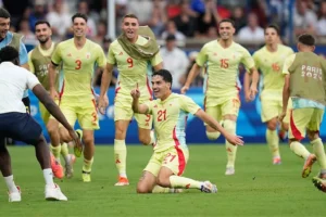 España le ganó a Francia la final por 5-3.