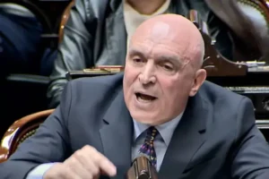Espert aclara que el ajuste a las provincias será menor a lo anunciado por Milei
