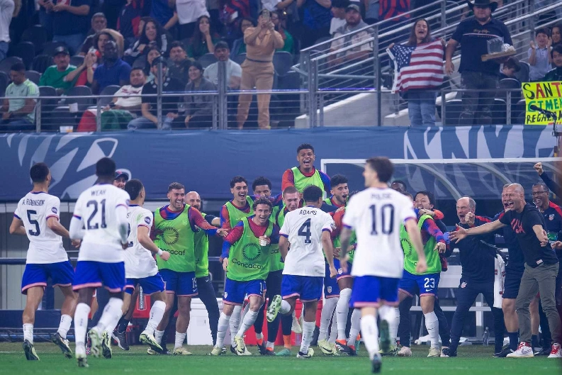 La selección de Estados Unidos venció por 2-0 a su par de México en la final disputada este domingo en el AT&T Stadium de Arlington.