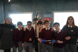 Estudiantes crearon un cinturón para ayudar a personas ciegas