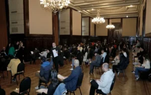 Examen de residencias médicas no revalidó su nota ninguno de los 117 médicos que se presentaron