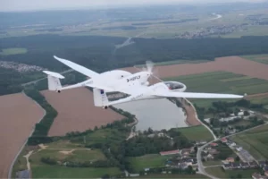 Exitosa prueba de un avión propulsado por hidrógeno líquido