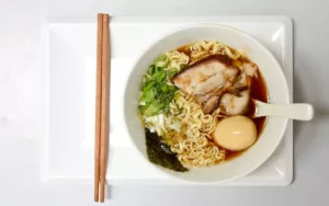 Explorando el arte del ramen casero, un clásico japonés
