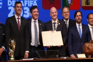 FIFA y Conmebol oficializaron la primera fecha del Mundial 2030