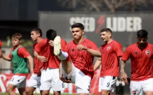 Fernández Cedrés no estará ante Lanús por una distensión
