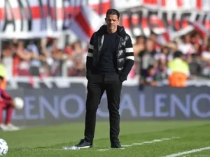Fernando Gago dejó de ser el técnico de Boca