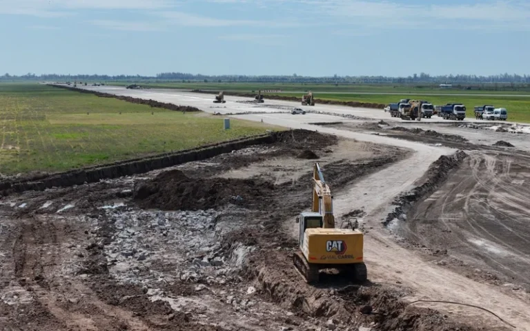 obrra en el aeropuerto de Rosario
