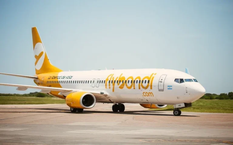 Flybondi canceló 71 vuelos durante las fiestas