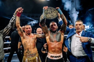Franco Tenaglia campeón de MMA.