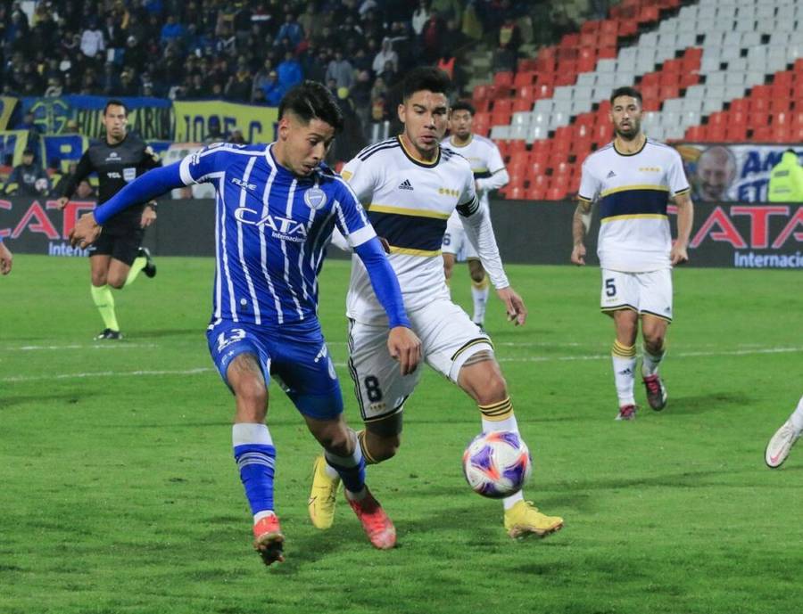 El "millonario" derrotó a Instituto por 3-1 tras comenzar perdiendo desde el primer minuto, mientras que el "xeneize" fue goleado por el conjunto mendocino.