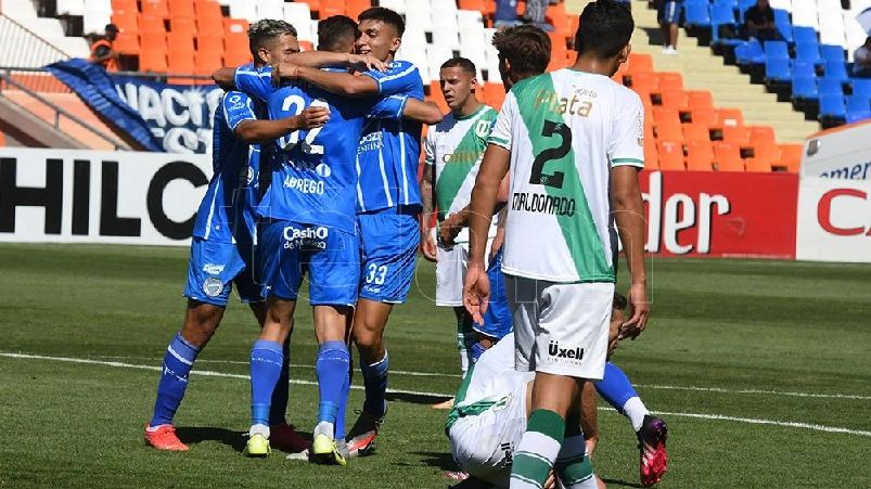 Hoy se enfrentan Huracán - Platense y Godoy Cruz - Banfield por los cuartos de final del torneo local.