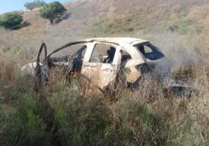 Hallan incendiado el auto por el que ofrecían 15 millones de pesos de recompensa.