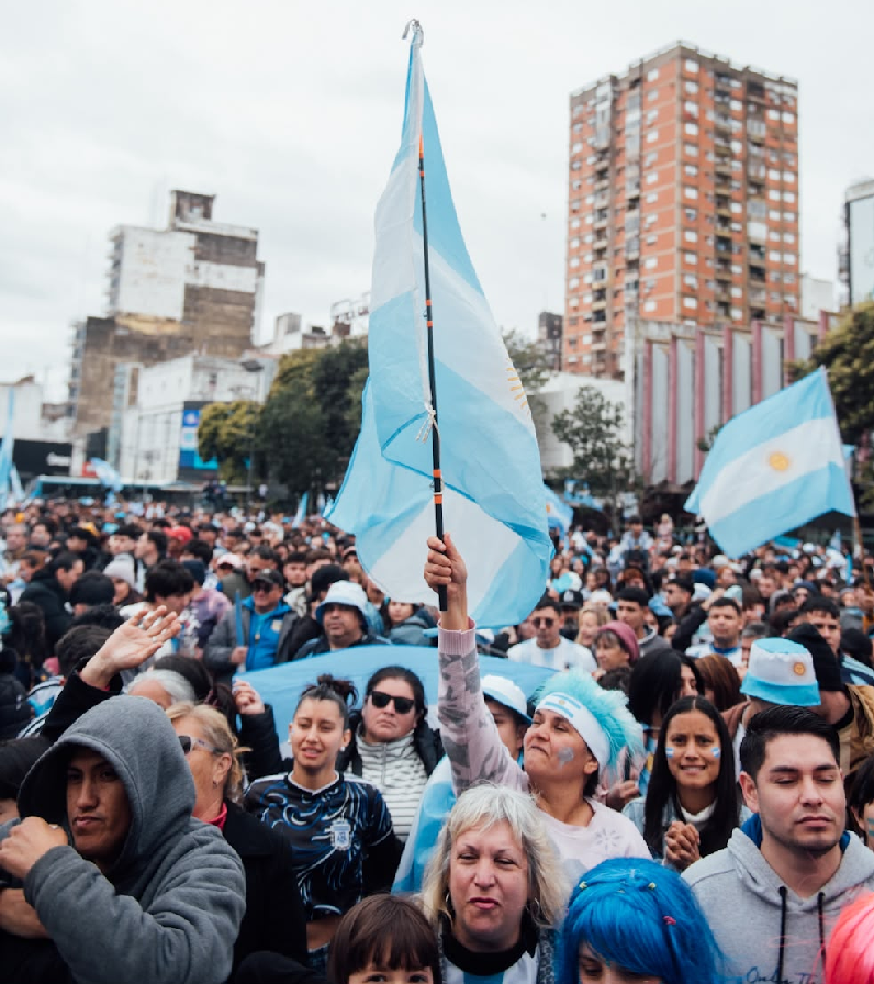 Gran convocatoria para ver la final en el Punto Fest de la Municipalidad, en el Fontanarrosa
