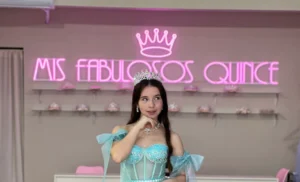 Una tienda de vestidos de 15 años de Rosario fue elegida para una película de Netflix